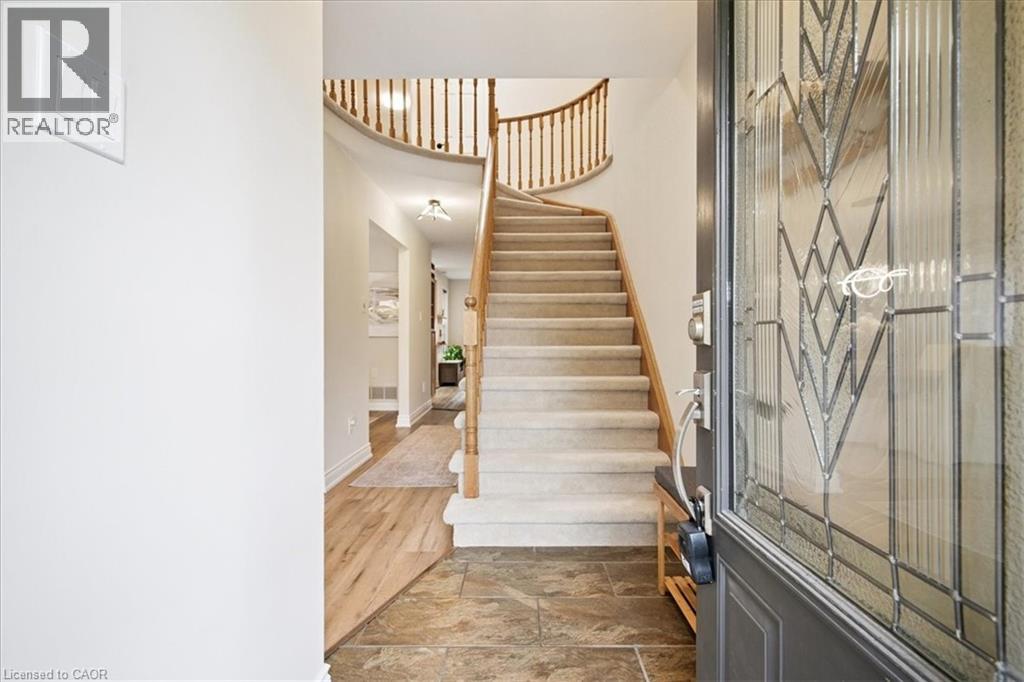 87 RIVER OAKS Boulevard W