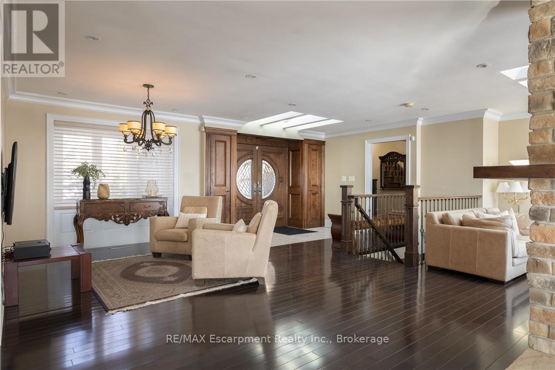 3346 LAKESHORE ROAD W