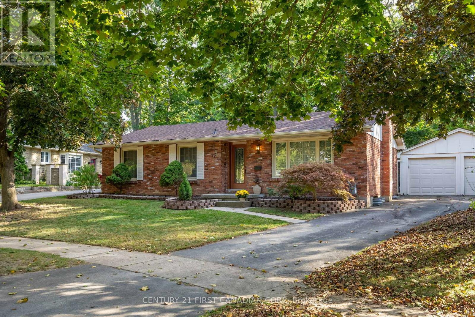 533 BELVEDERE AVENUE