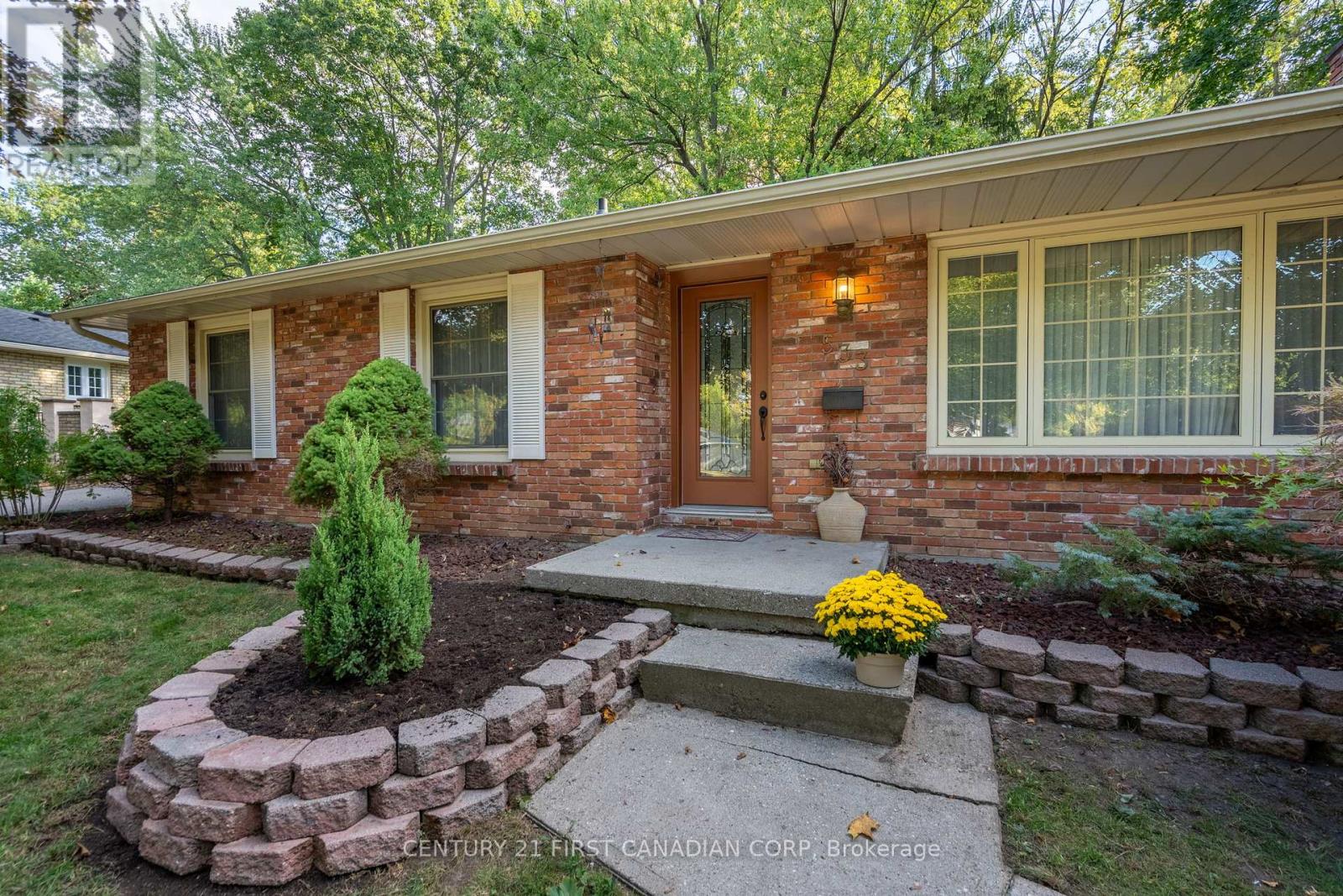 533 BELVEDERE AVENUE