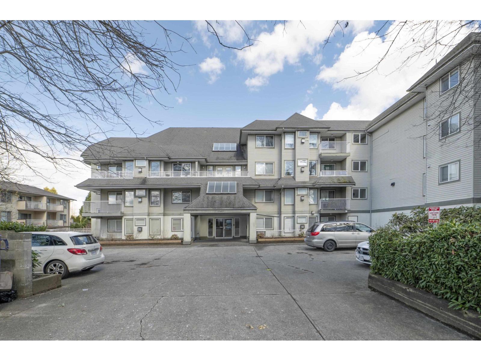 407 33407 TESSARO CRESCENT