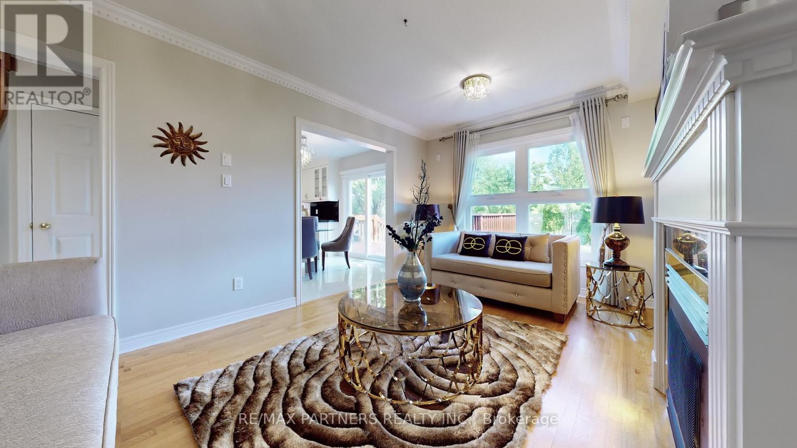 71 ALPINE CRESCENT