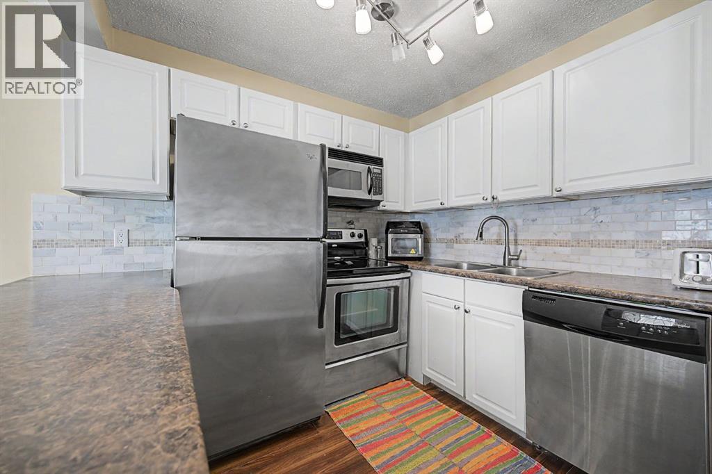814, 200 Brookpark Drive SW