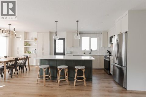 213 Ermine Crescent Fort McMurray AB T9H4M7