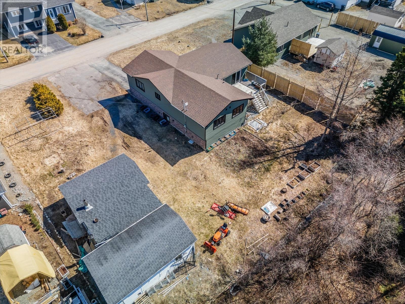 6 Cabot Street