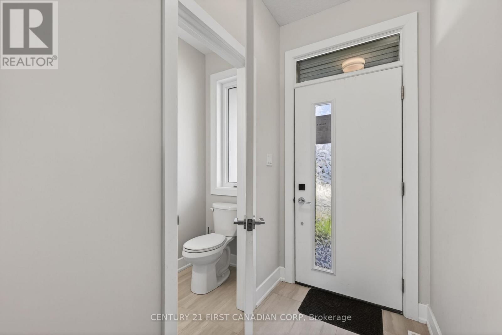84 - 601 LIONS PARK DRIVE