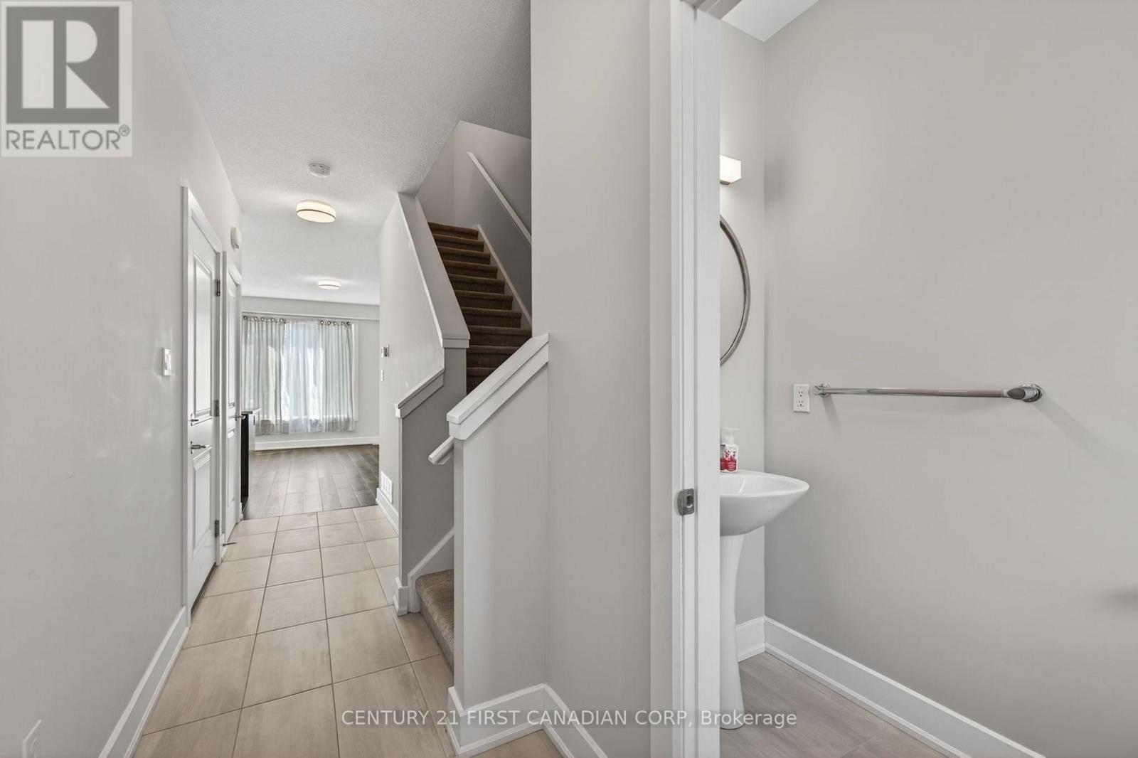 84 - 601 LIONS PARK DRIVE
