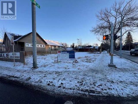 1302 Edmonton Trail NE Calgary AB T2E3K7