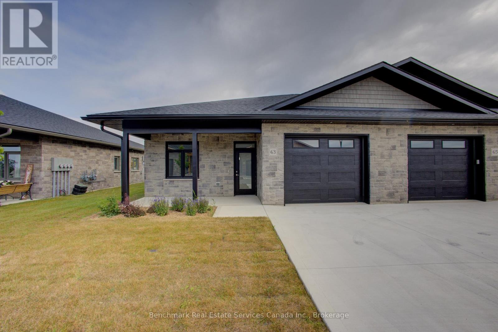 59 CAVALIER CRESCENT