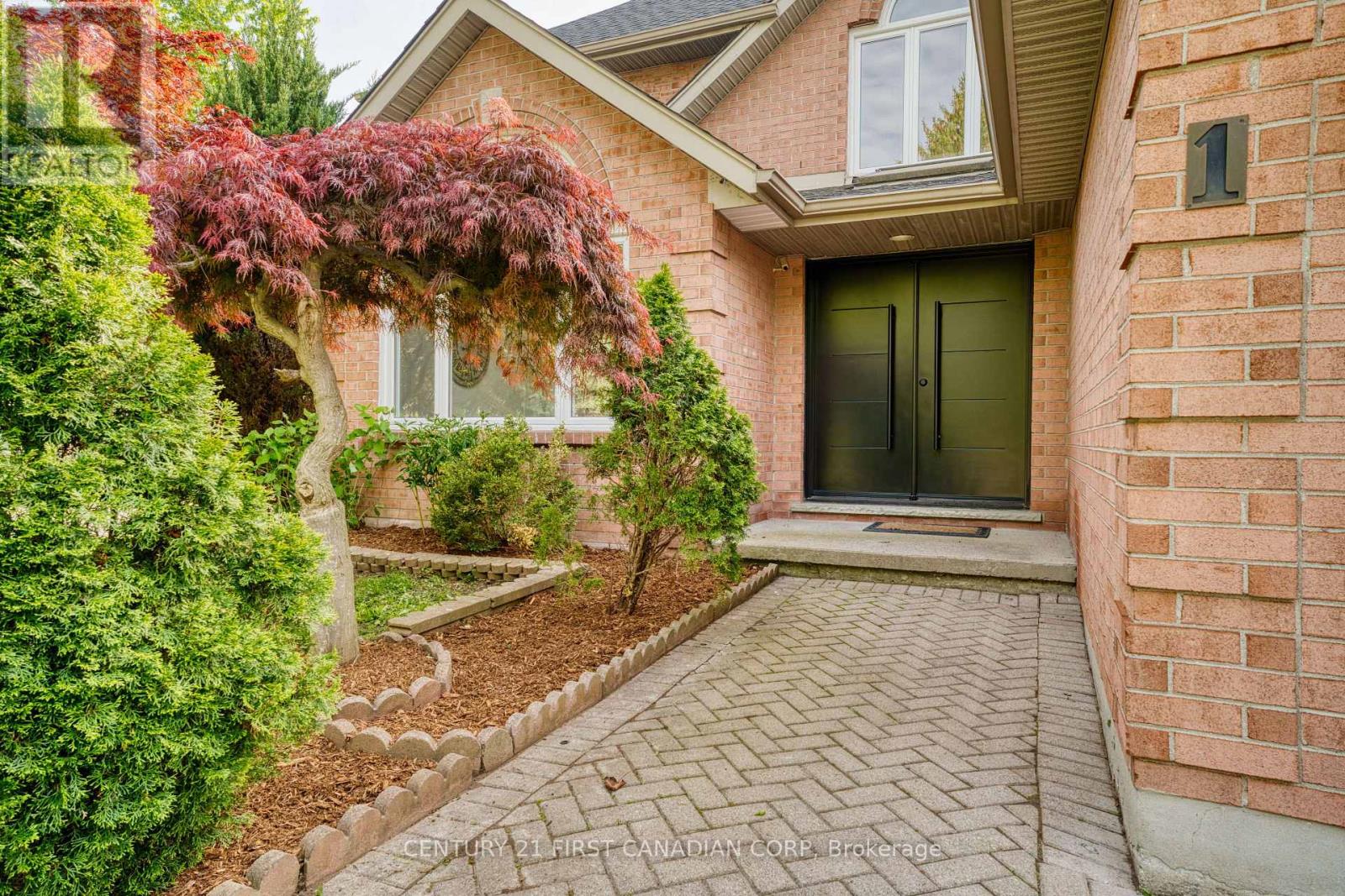 1 CAITHNESS COURT