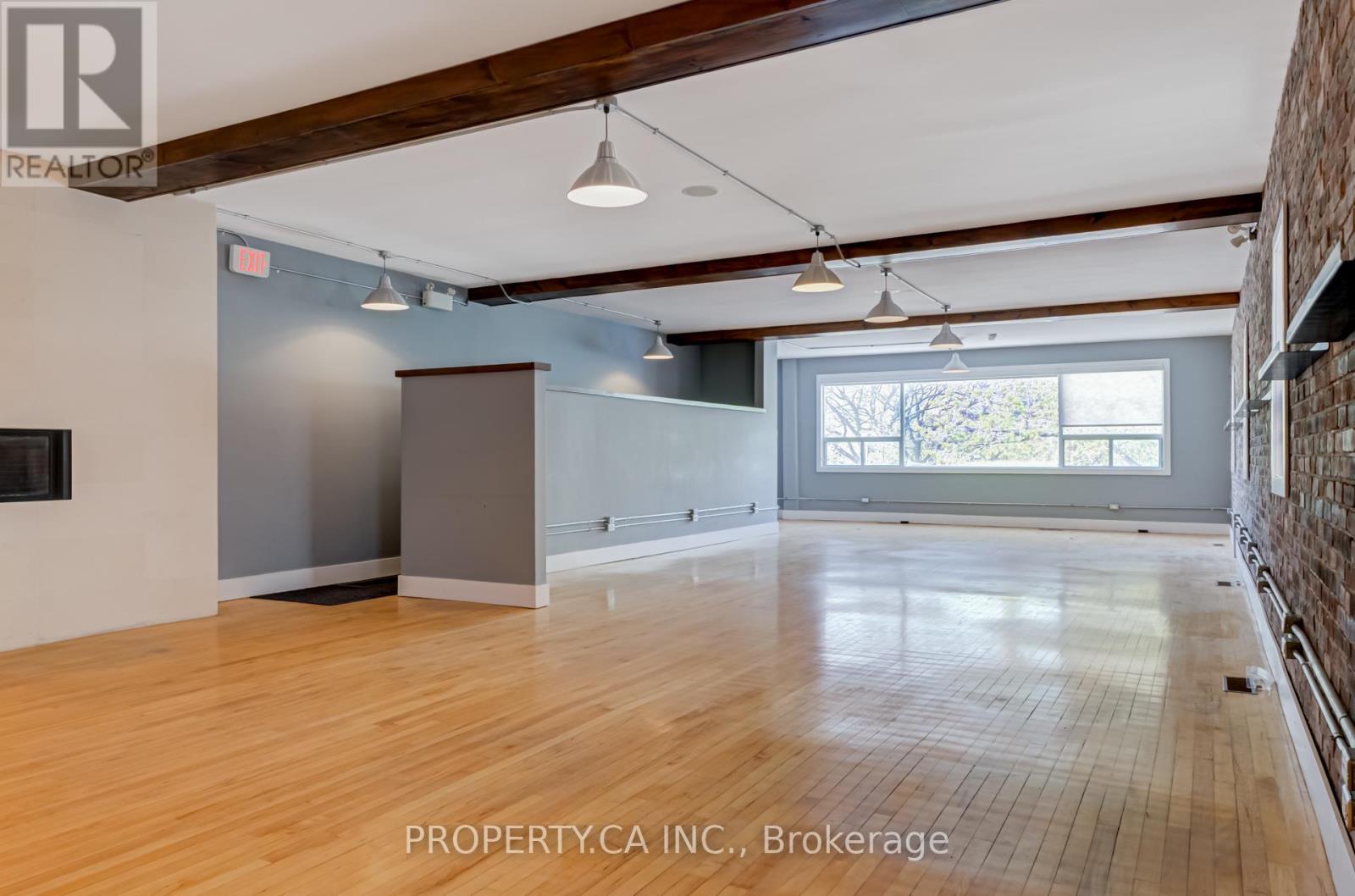 UPPER - 205 AUGUSTA AVENUE