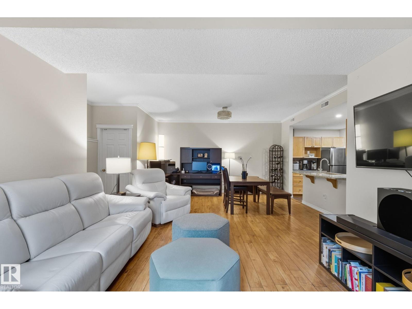 #35C 79 BELLEROSE DR