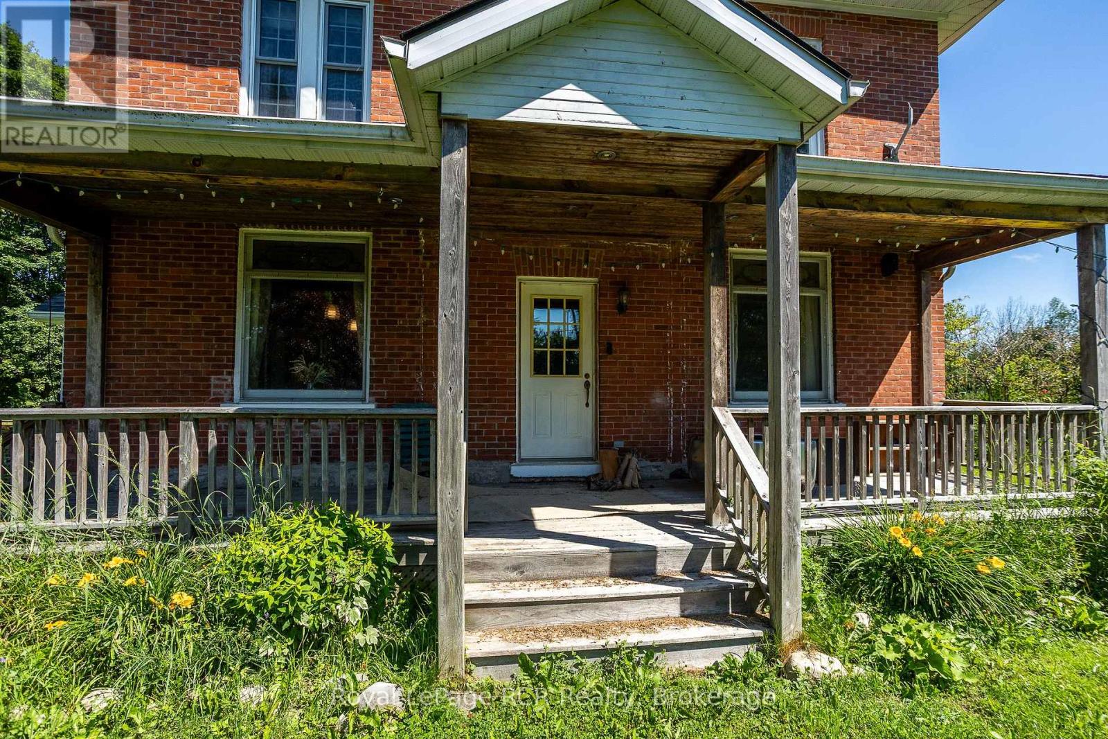 404683 GREY ROAD 4