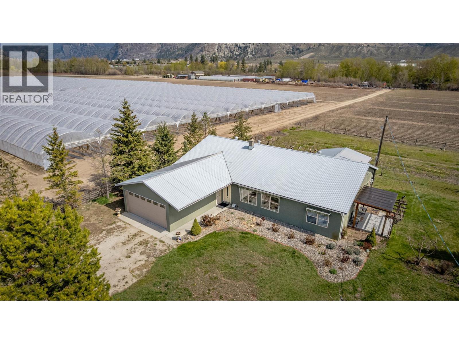 7231 ISLAND Road