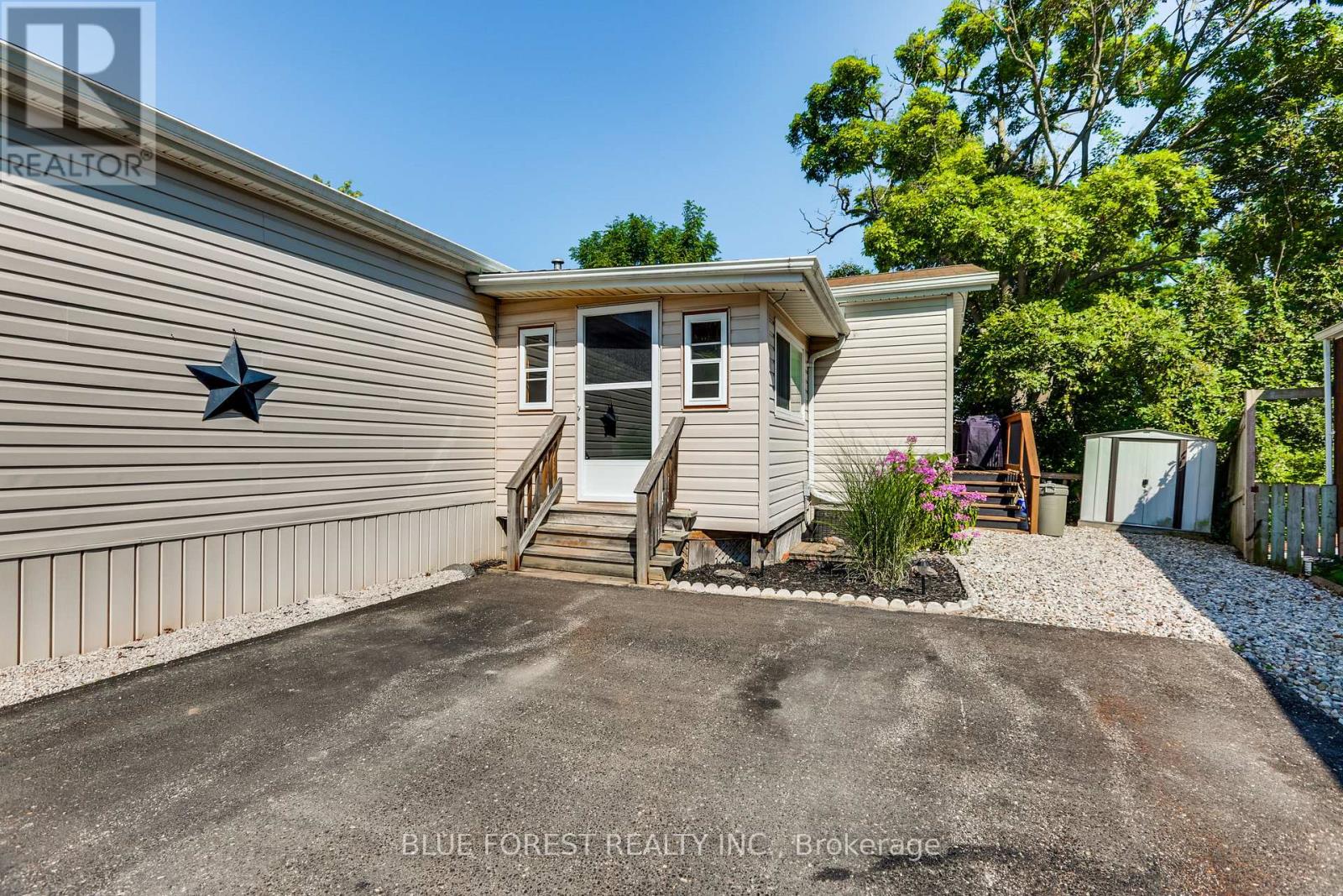 52 - 3100 DORCHESTER ROAD