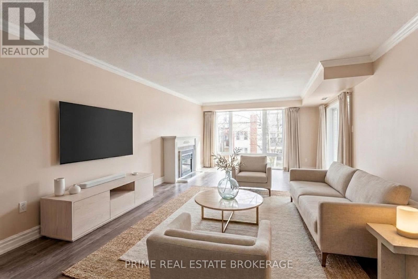 204 - 693 WINDERMERE ROAD N
