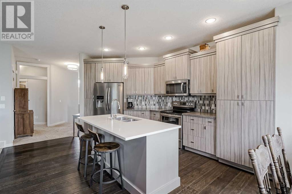 128 Wildrose Crescent