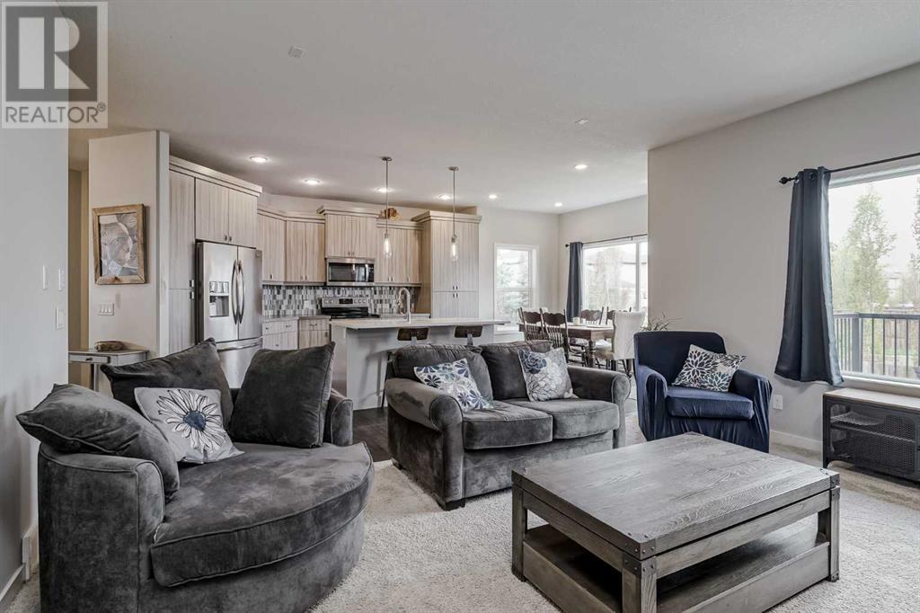 128 Wildrose Crescent