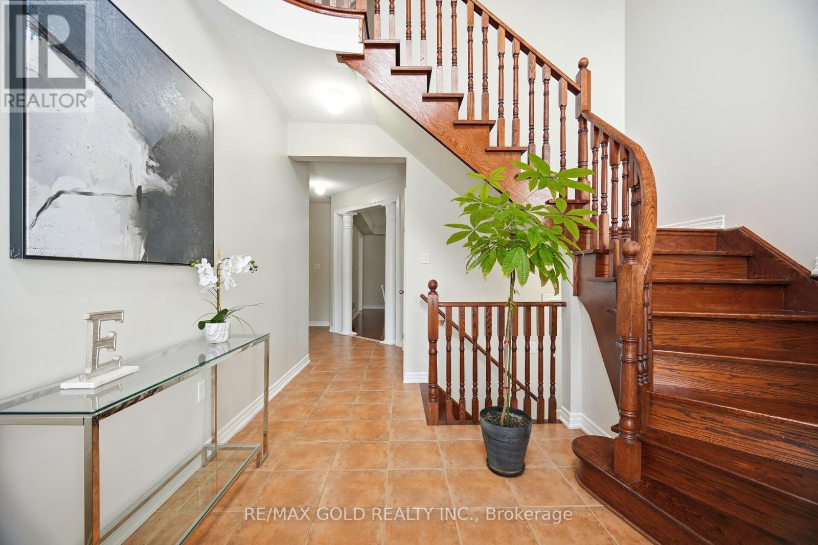 27 DRUMMONDVILLE DRIVE