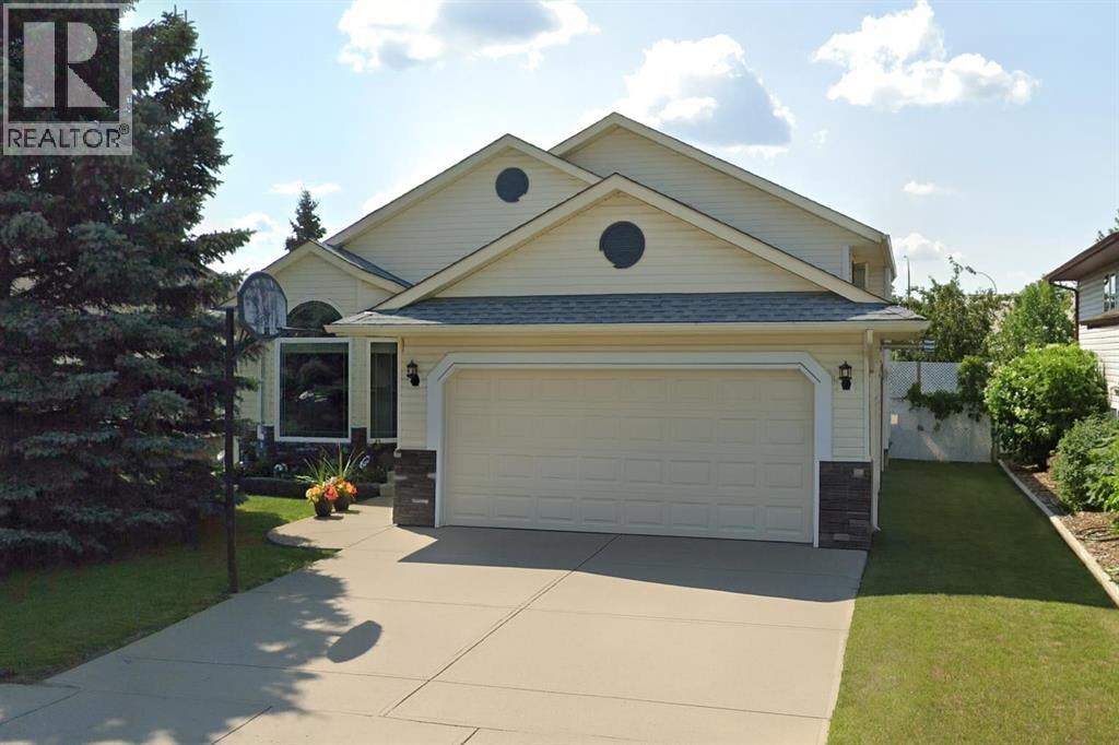 5 Strathmore Lakes Crescent