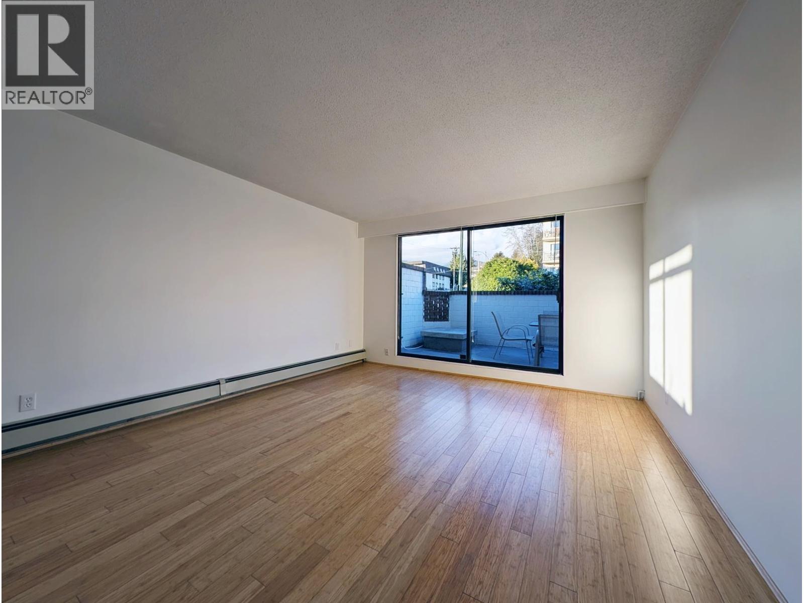 105 275 W 2ND STREET