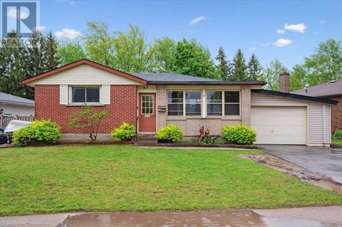 67 HILLMOUNT Street Kitchener ON N2C2C5