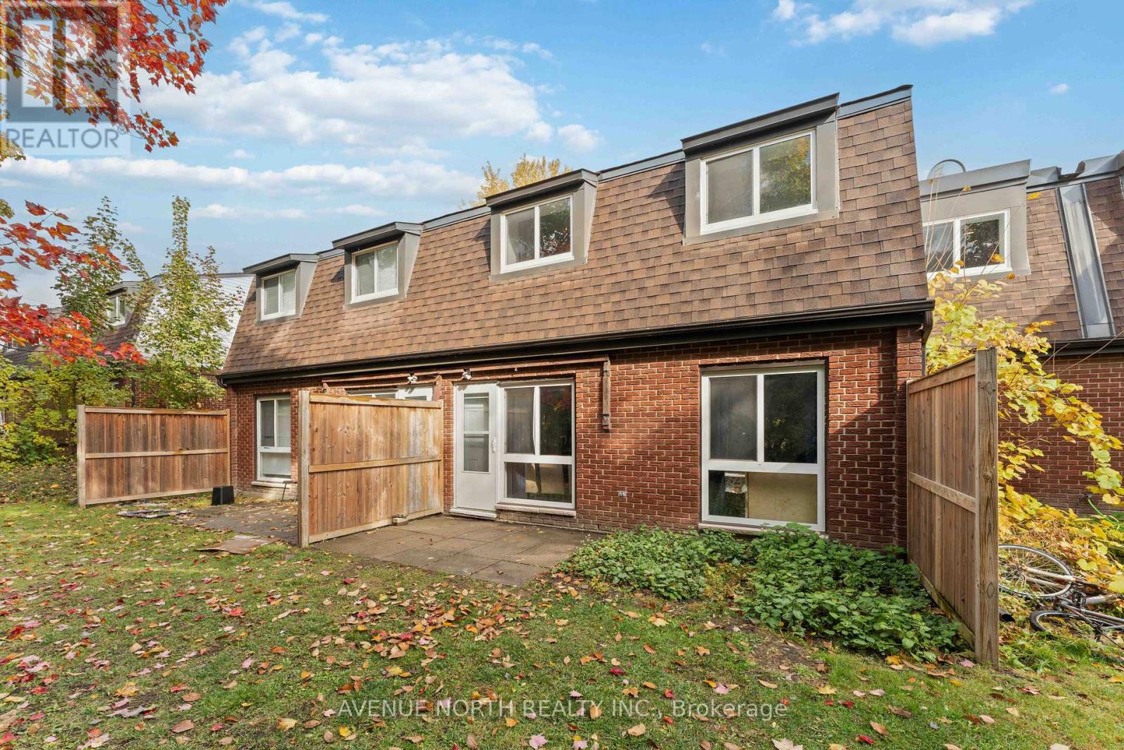 11K - 2080 OGILVIE ROAD