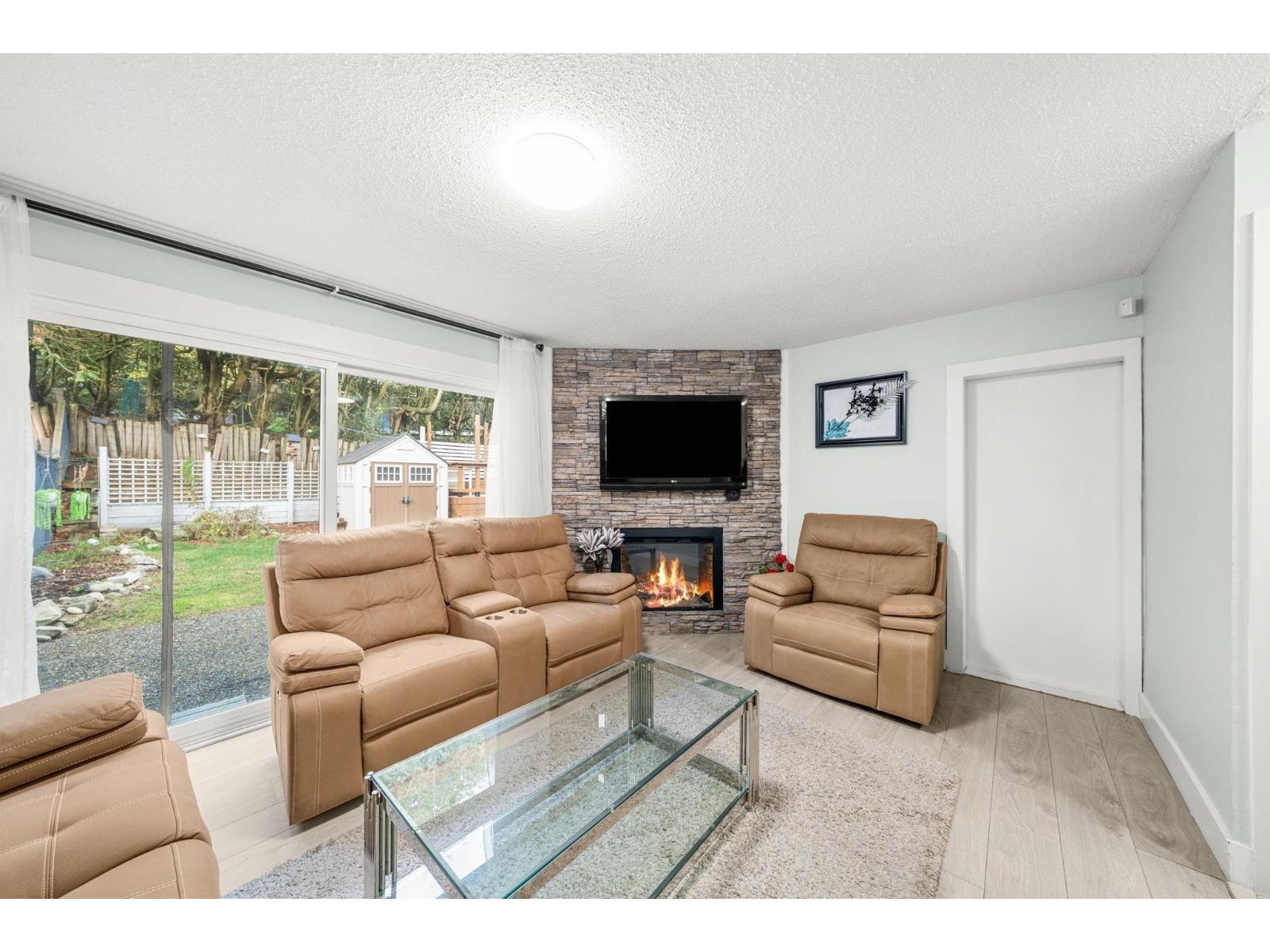 2725 SANDON DRIVE