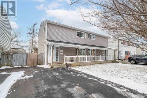 24 Roblea Drive Dartmouth NS B2W1Y7
