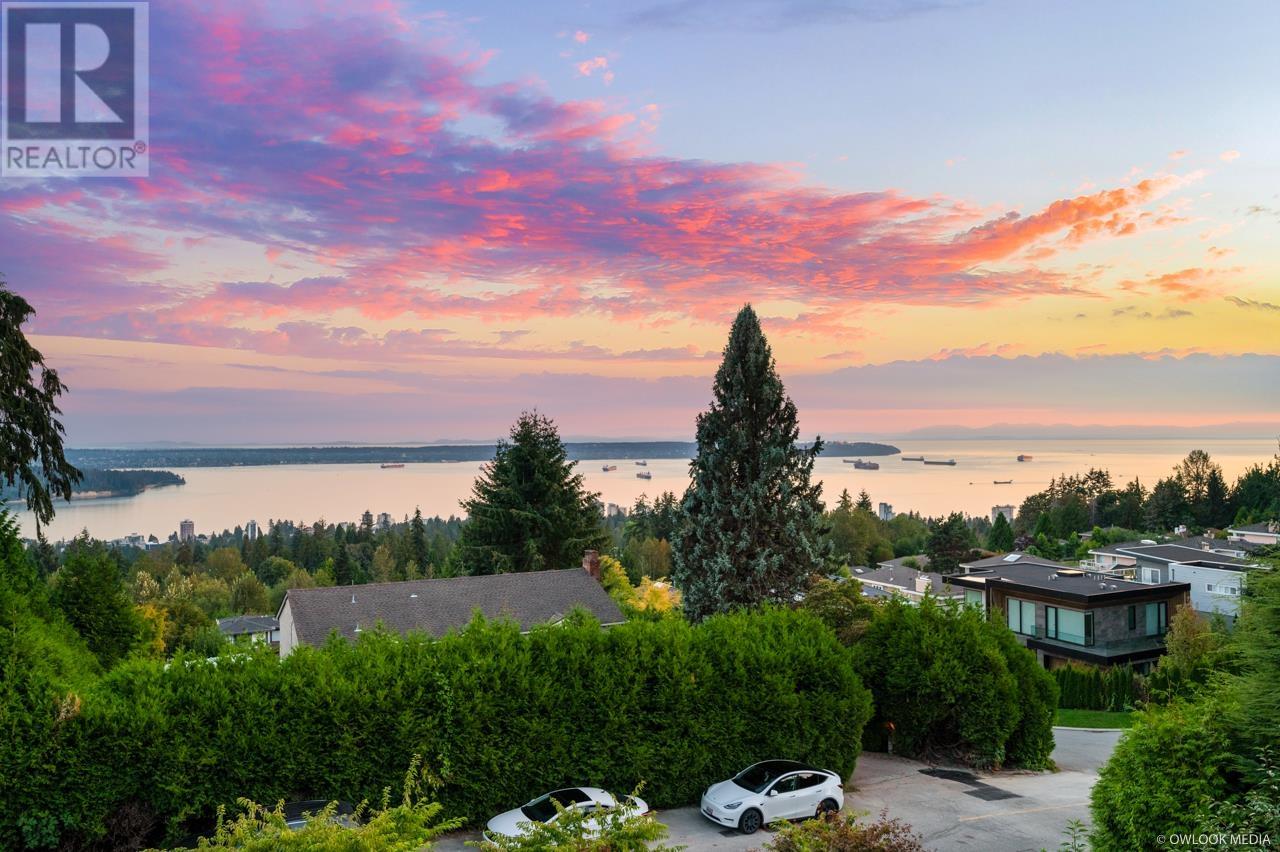 1485 CAMELOT ROAD