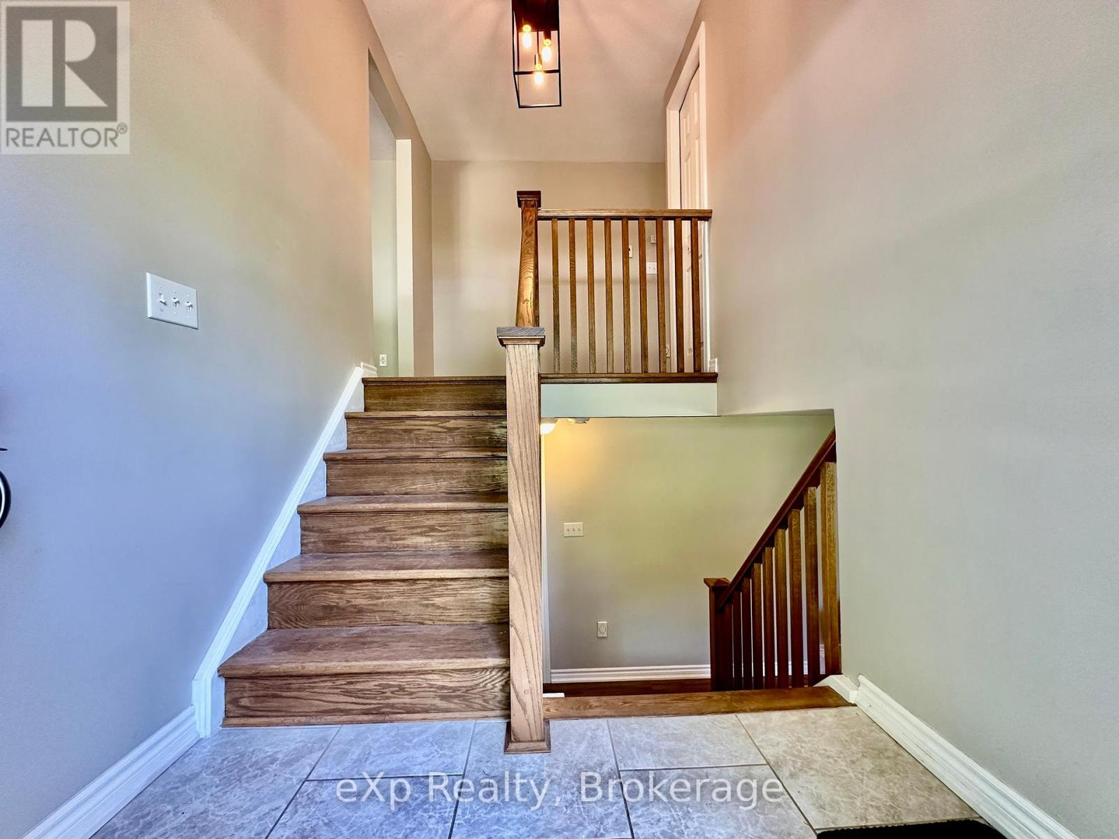 129 WESTFALL CRESCENT