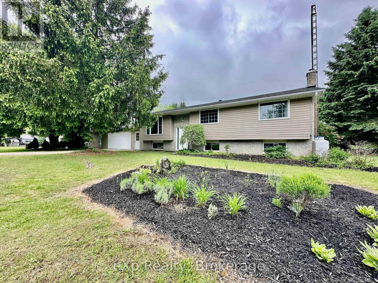 129 WESTFALL CRESCENT
