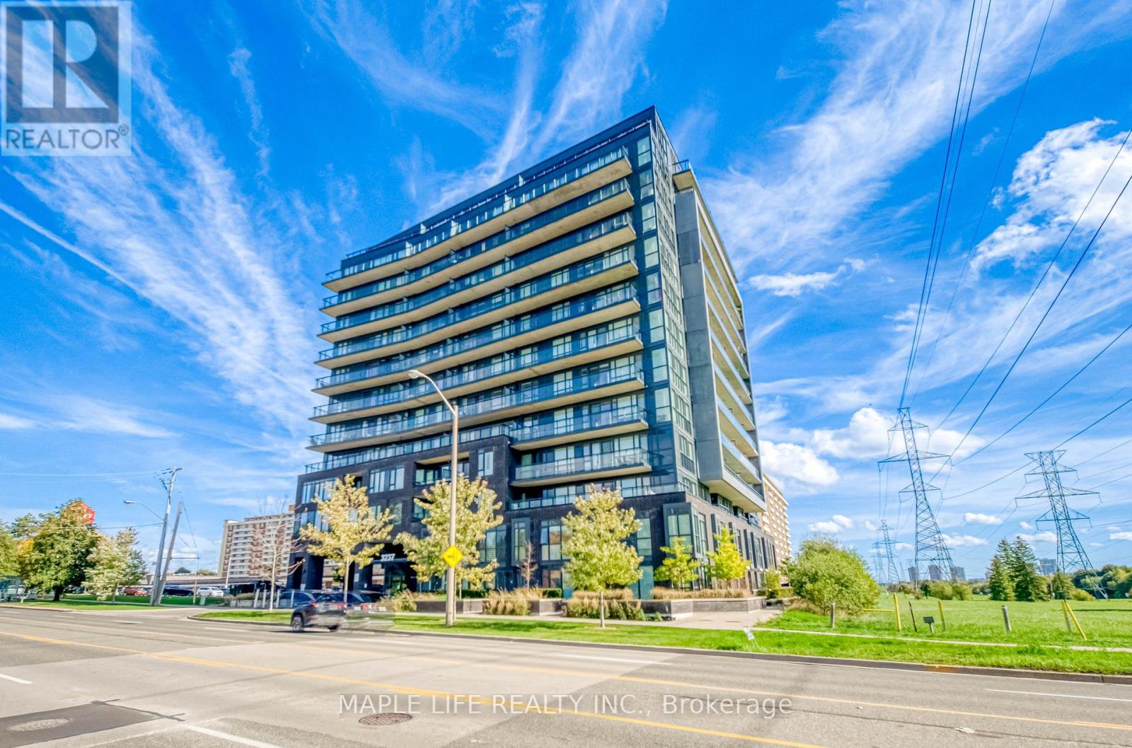 Photo 1 of 44 — 804 - 3237 BAYVIEW AVENUE Unit 804, Toronto (Bayview Woods-Steeles), ON M2K2J7