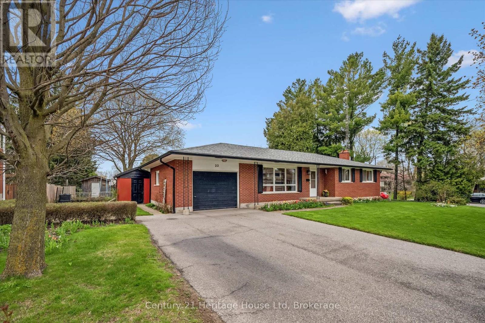22 CHELTONWOOD AVENUE