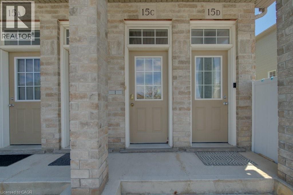 240 WESTMEADOW Drive Unit# 15C