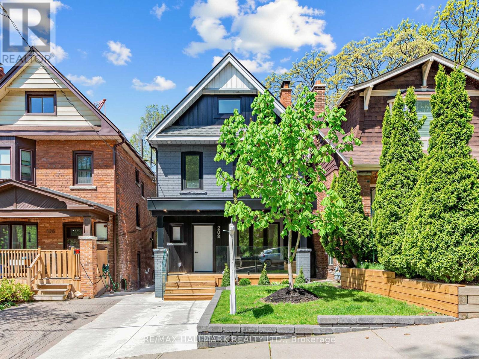 208 GAINSBOROUGH ROAD