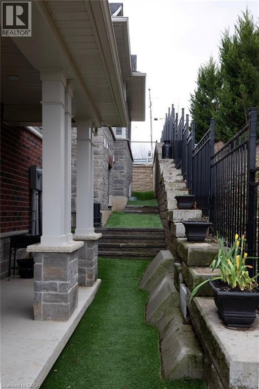 2848 KING Street Unit# 10