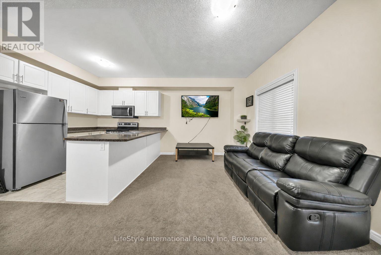 87 - 88 DECORSO DRIVE