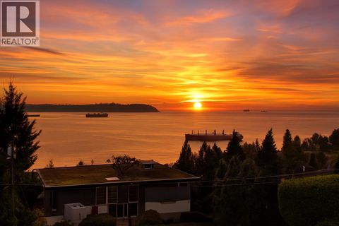 3295 WESTMOUNT ROAD West Vancouver BC V7V3G5