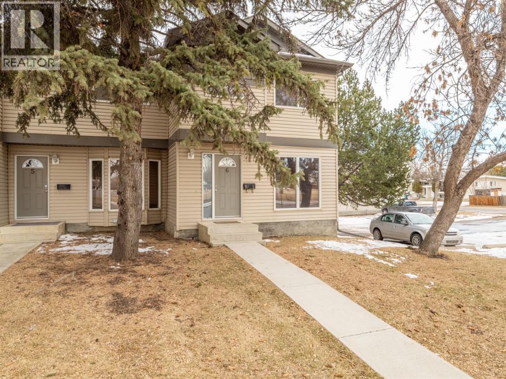 6, 275 Columbia Boulevard W