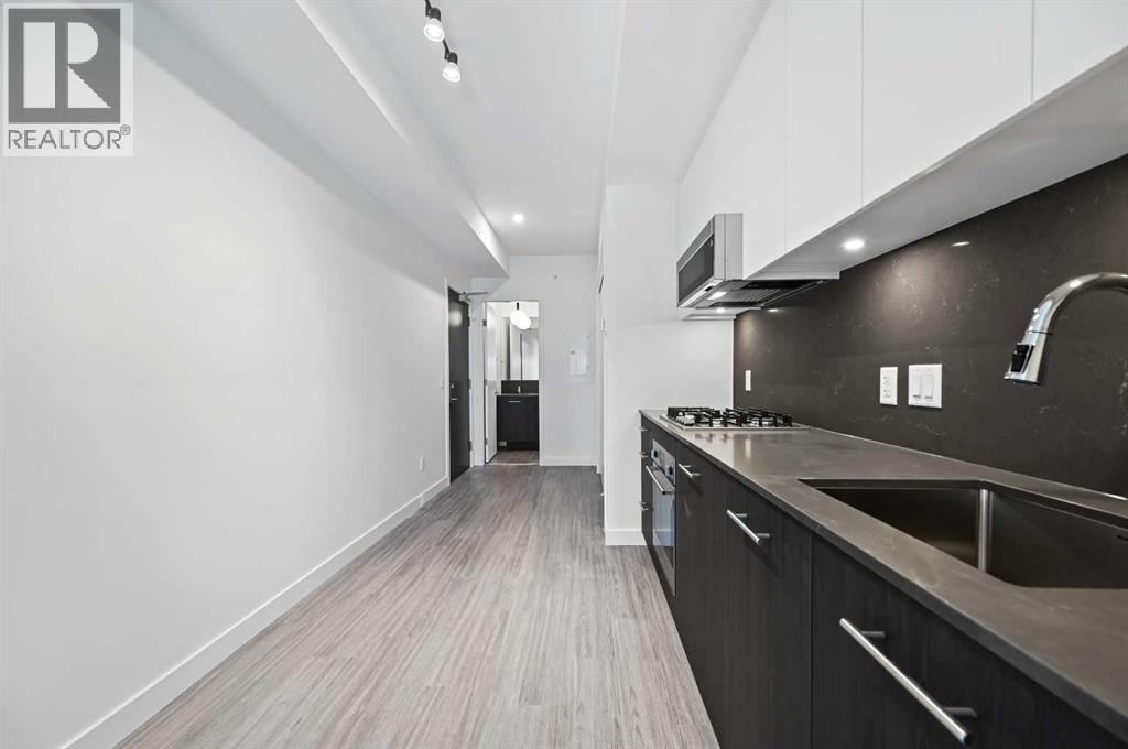 704, 730 2 Avenue SW