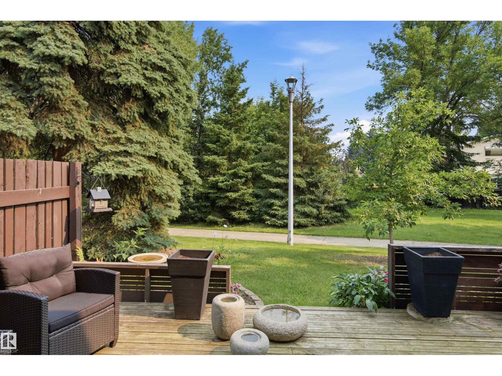 141 HEARTHSTONE NW
