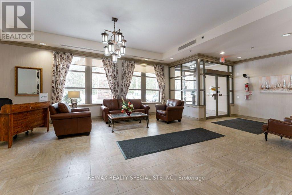 2207 - 100 BURLOAK DRIVE