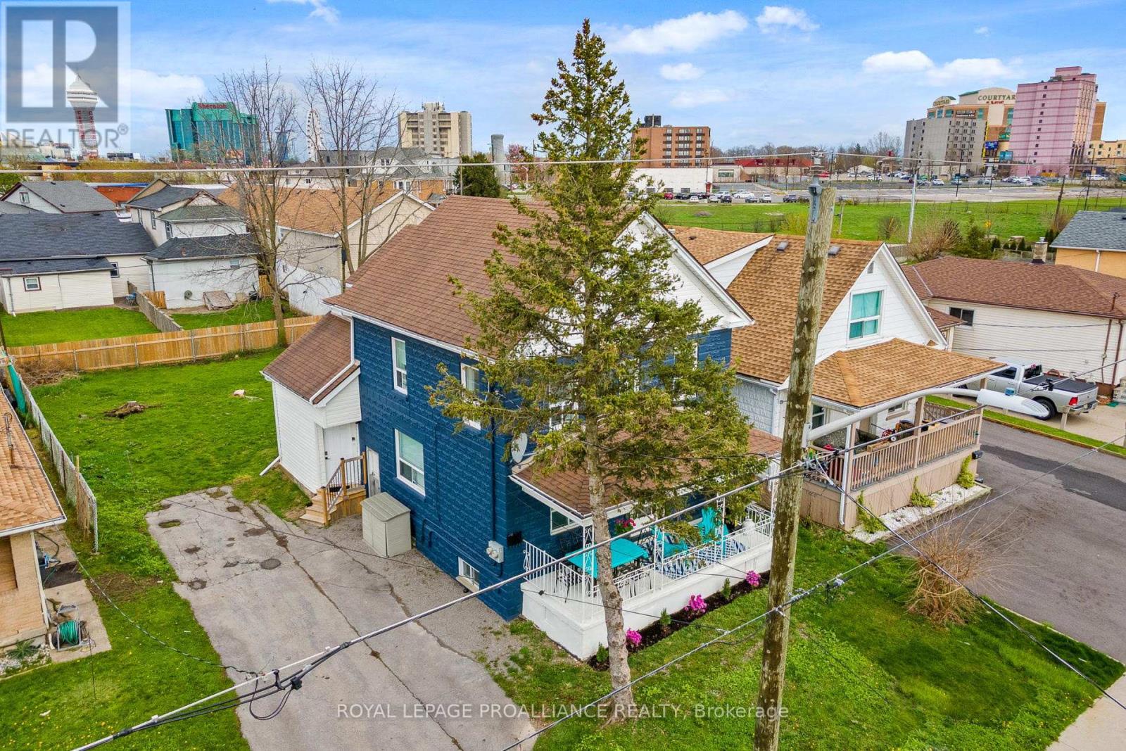 MAIN - 5654 DESSON AVENUE