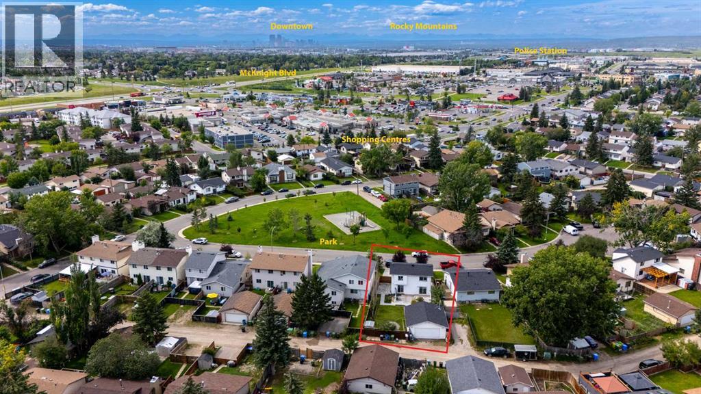 23 Falsby Place NE