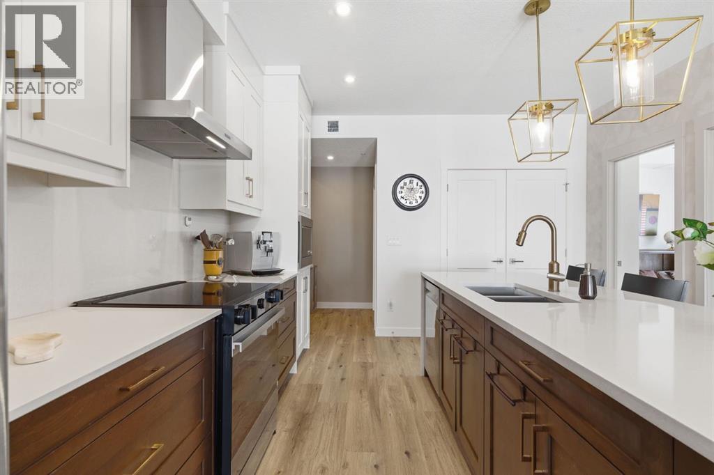 7306, 1802 Mahogany Boulevard SE