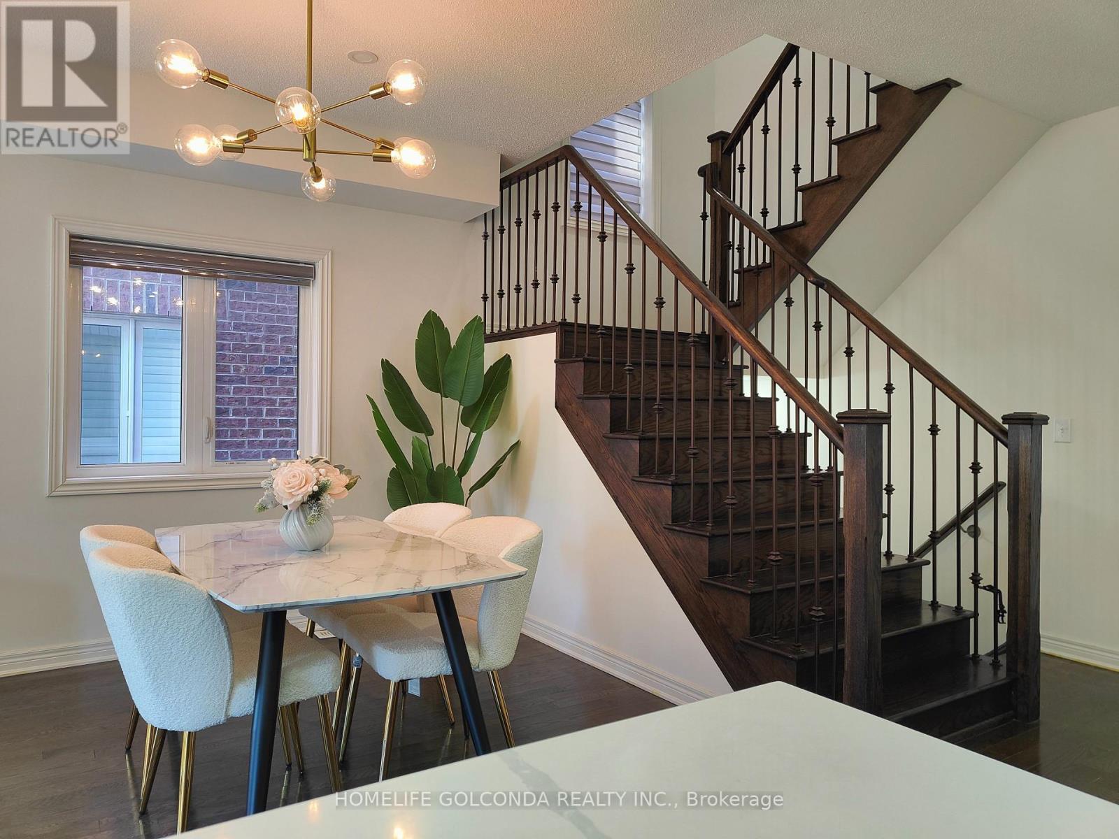 23 FOXBERRY ROAD