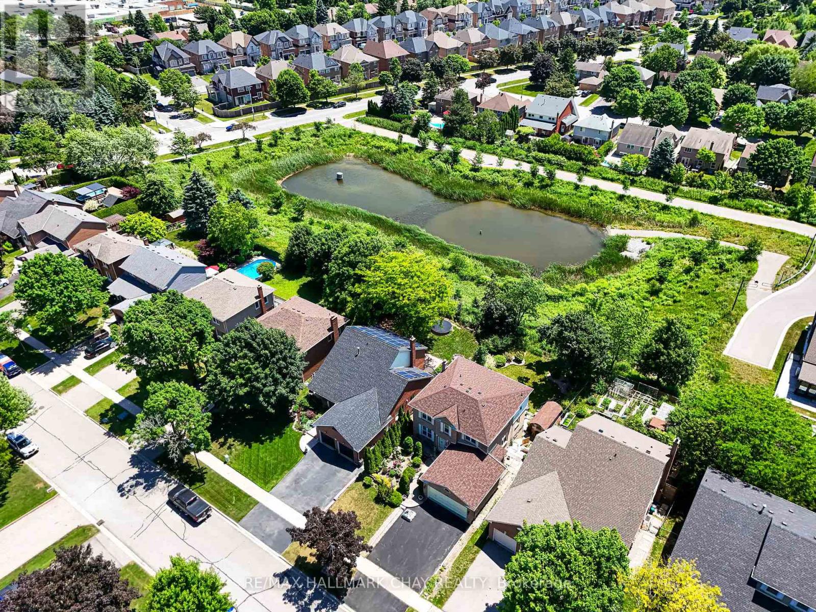 303 JOHN BOWSER CRESCENT