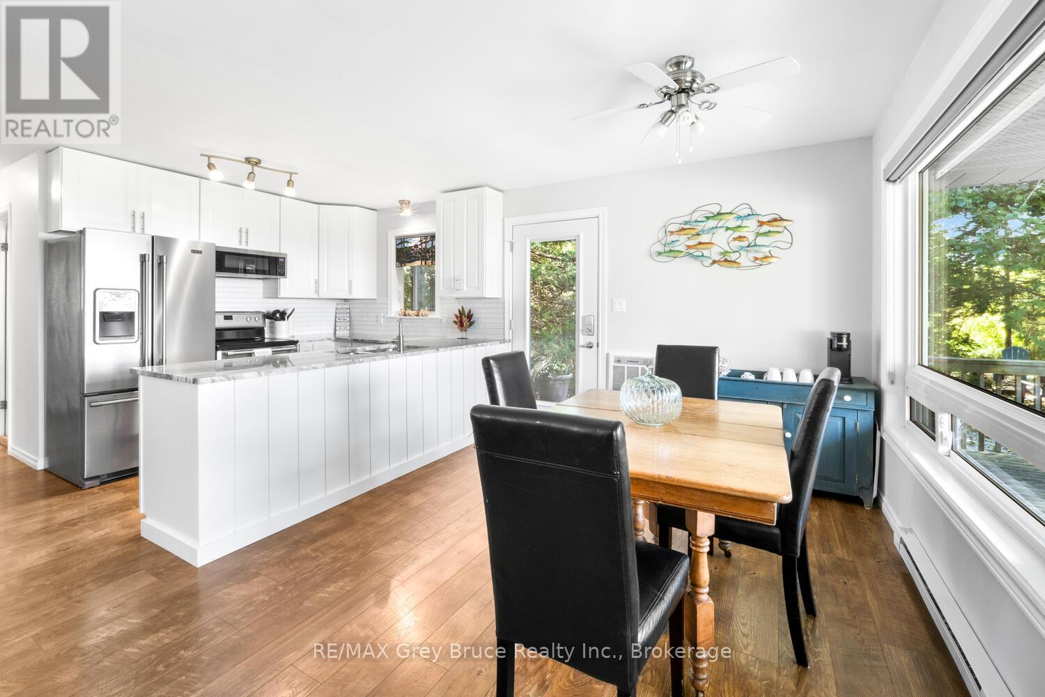 1208 SUNSET DRIVE
