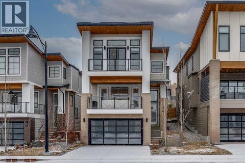 44 Timberline Way SW Calgary AB T3H0W3